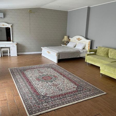 Appartement Club City House Klumba à Odessa Extérieur photo