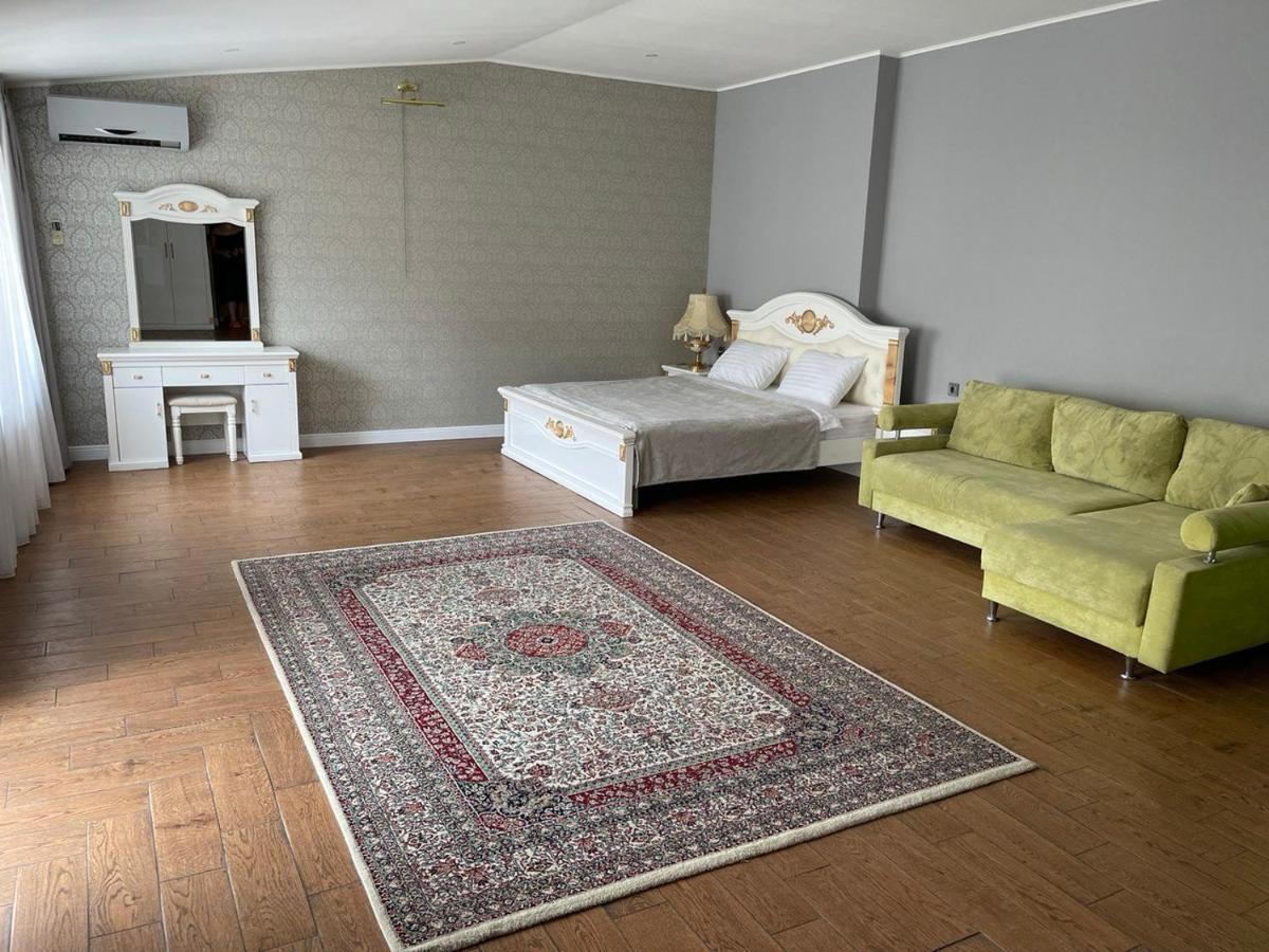 Appartement Club City House Klumba à Odessa Extérieur photo