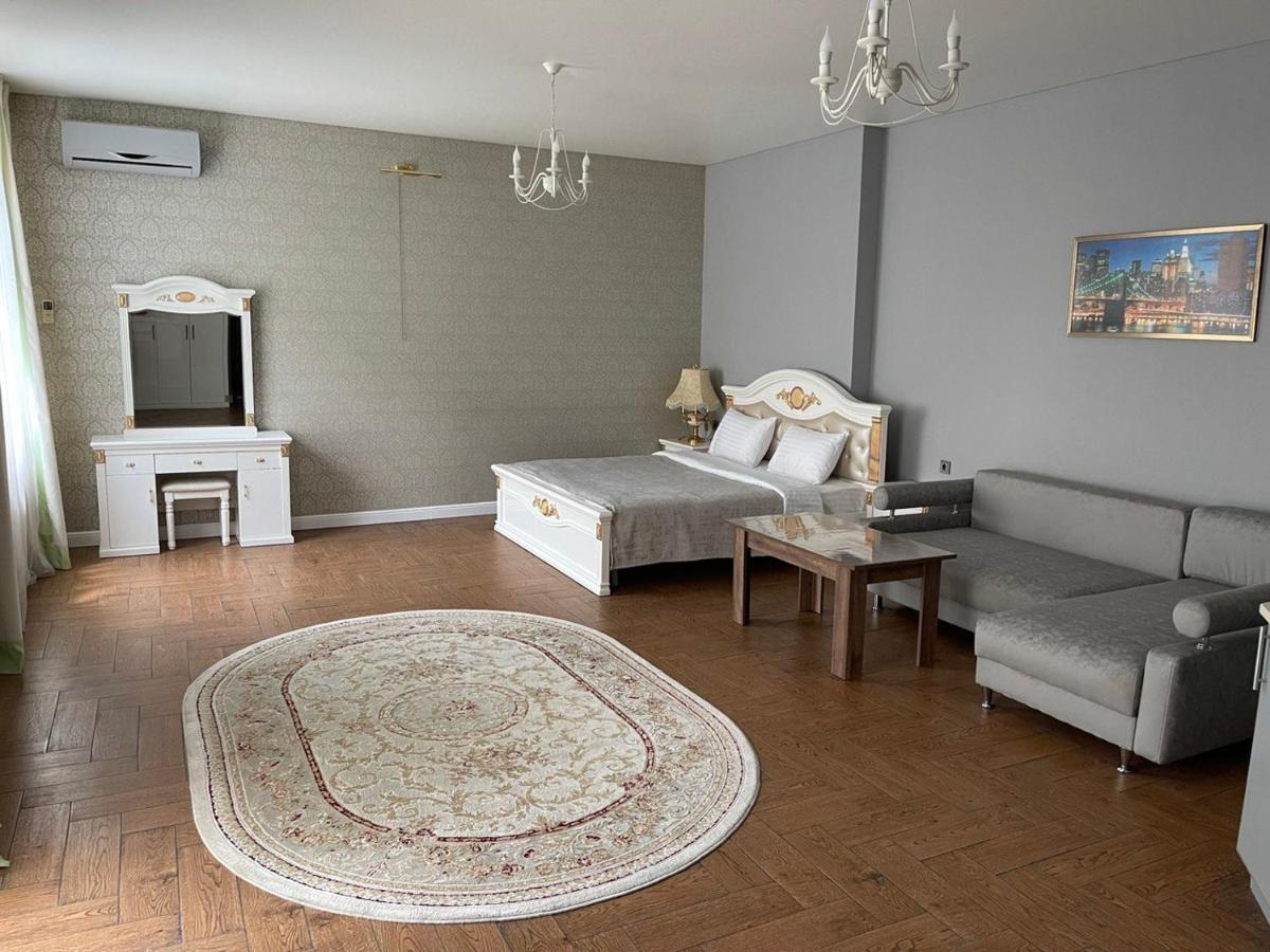 Appartement Club City House Klumba à Odessa Extérieur photo